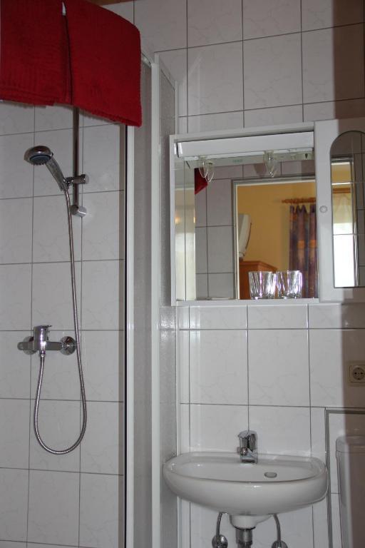 Gasthof-Pension Reidnwirt Baldramsdorf Szoba fotó