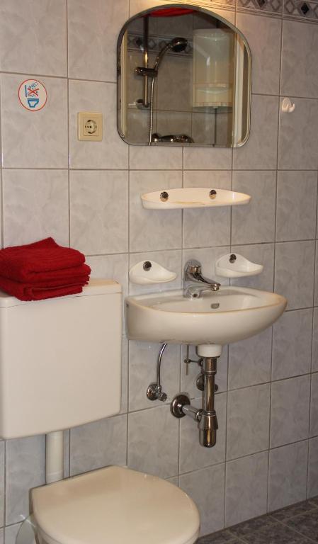 Gasthof-Pension Reidnwirt Baldramsdorf Szoba fotó