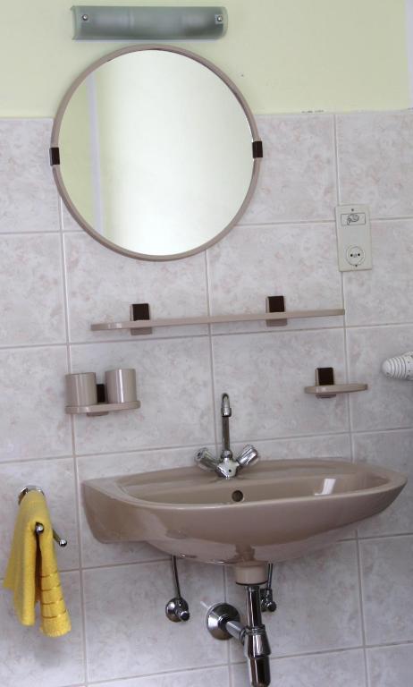 Gasthof-Pension Reidnwirt Baldramsdorf Szoba fotó