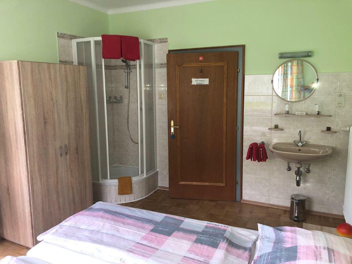 Gasthof-Pension Reidnwirt Baldramsdorf Kültér fotó